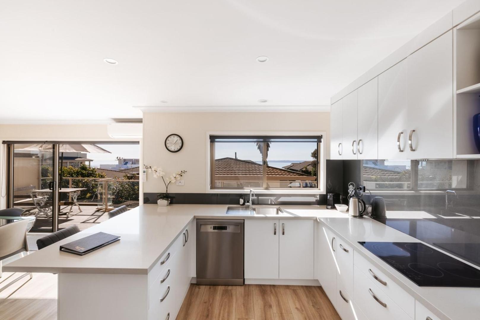 Magnificent Sunrises, Oceanbeach & Sea Views Mount Maunganui Exterior foto