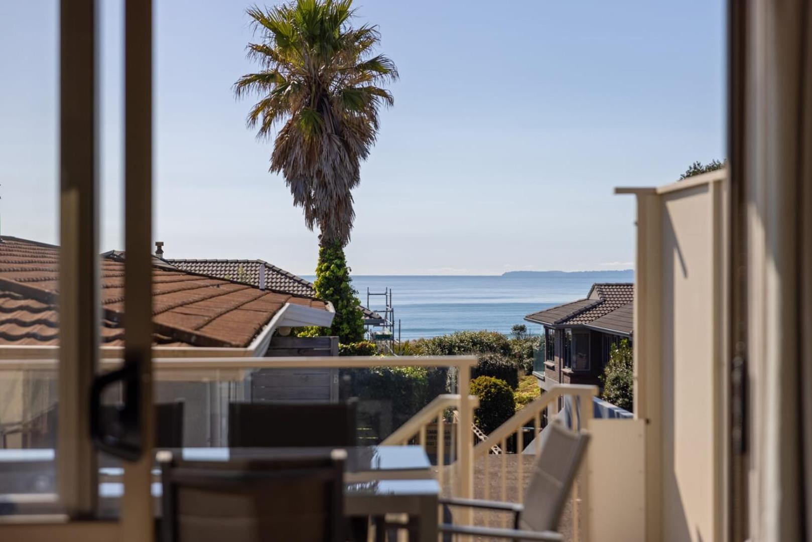 Magnificent Sunrises, Oceanbeach & Sea Views Mount Maunganui Exterior foto